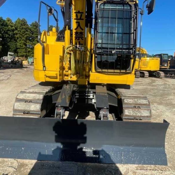PC138US-11 ツーピース コマツ5本配管 70hr & 3000hr 中古建設機械 写真101（株式会社広建機）