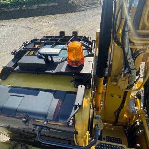 PC138US-11 ツーピース コマツ5本配管 70hr & 3000hr 中古建設機械 写真99（株式会社広建機）