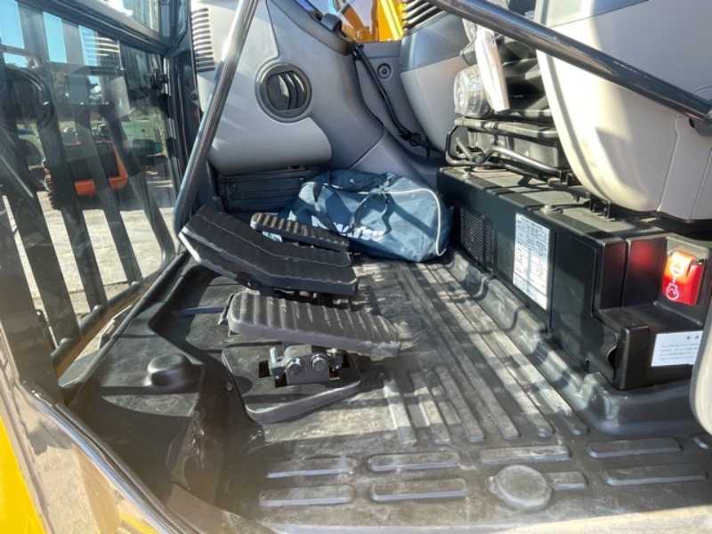 PC138US-11 ツーピース コマツ5本配管 70hr & 3000hr 中古建設機械 写真19（株式会社広建機）