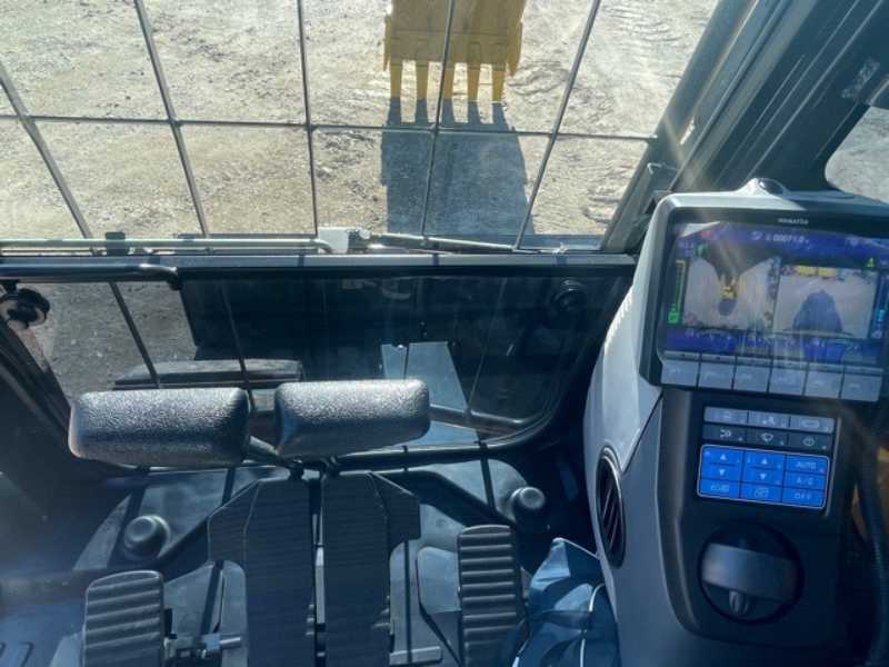 PC138US-11 ツーピース コマツ5本配管 70hr & 3000hr 中古建設機械 写真22（株式会社広建機）
