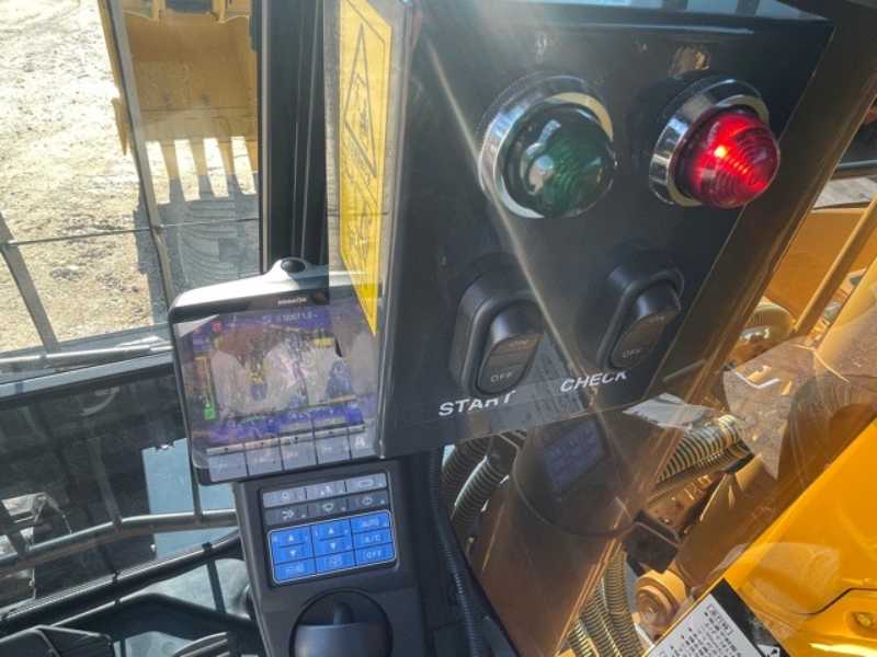 PC138US-11 ツーピース コマツ5本配管 70hr & 3000hr 中古建設機械 写真25（株式会社広建機）