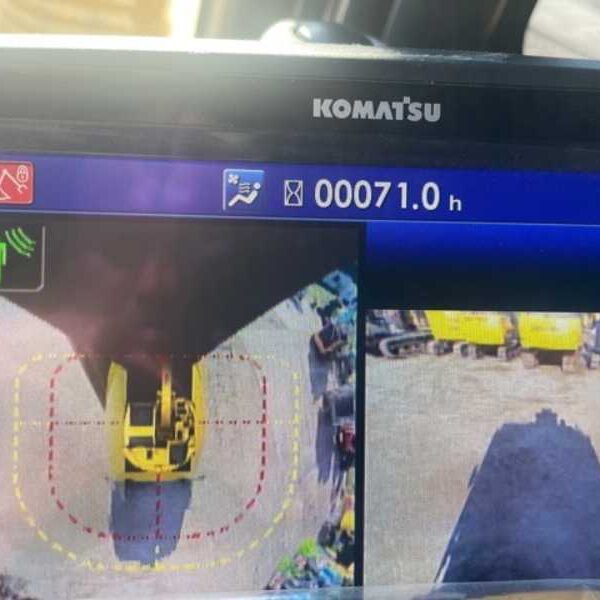 PC138US-11 ツーピース コマツ5本配管 70hr & 3000hr 中古建設機械 写真64（株式会社広建機）