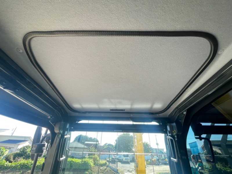 PC138US-11 ツーピース コマツ5本配管 70hr & 3000hr 中古建設機械 写真9（株式会社広建機）