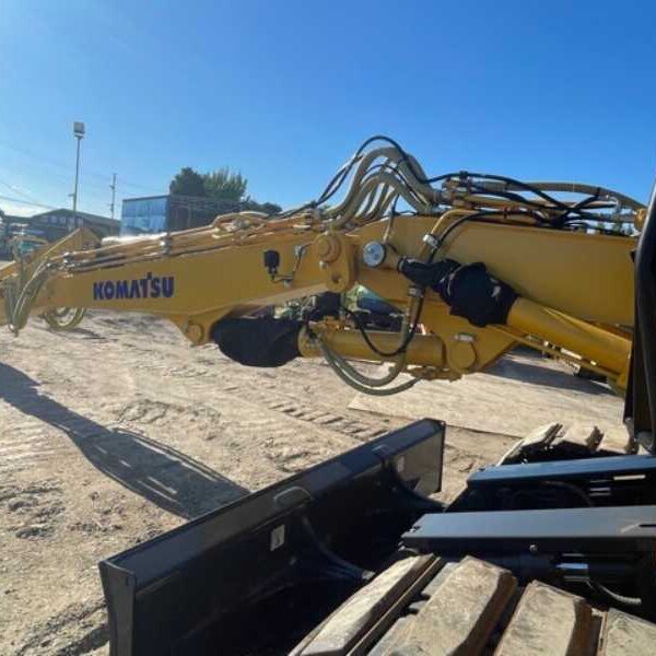 PC138US-11 ツーピース コマツ5本配管 70hr & 3000hr 中古建設機械 写真72（株式会社広建機）