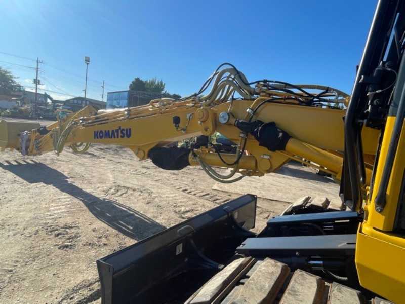 PC138US-11 ツーピース コマツ5本配管 70hr & 3000hr 中古建設機械 写真15（株式会社広建機）