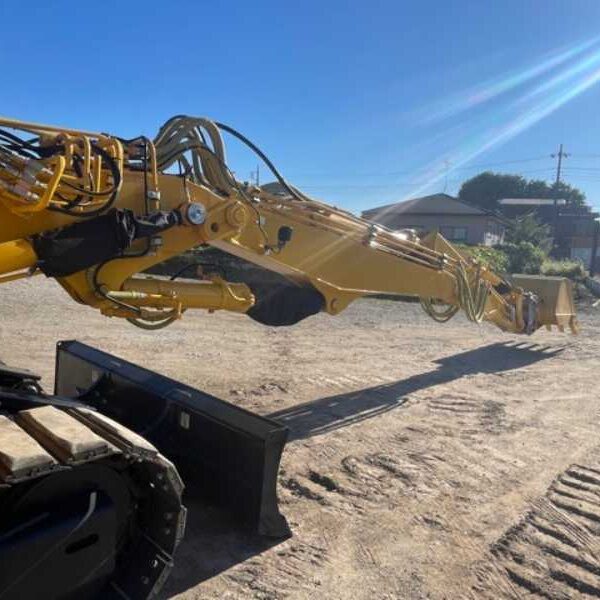 PC138US-11 ツーピース コマツ5本配管 70hr & 3000hr 中古建設機械 写真59（株式会社広建機）