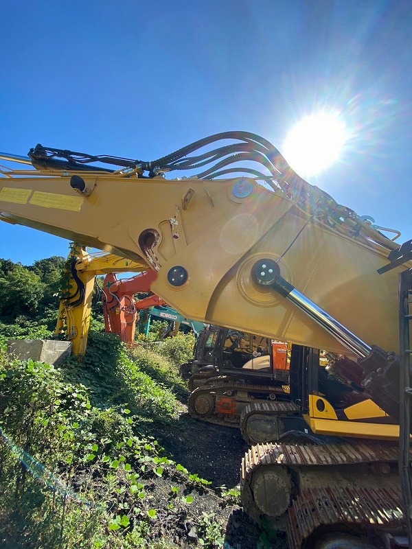 CAT340FUHD スタンダード＆ロング 新古品 中古建設機械 写真1（株式会社広建機）