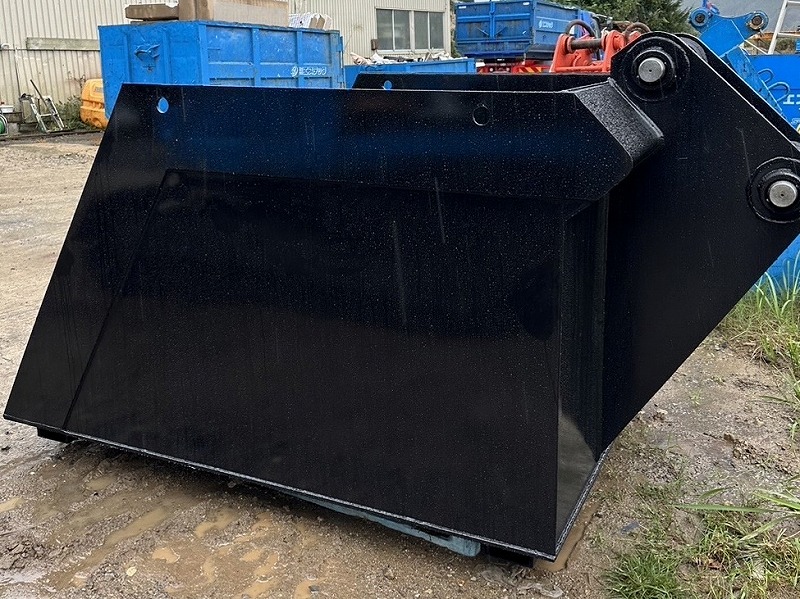 搬出アタッチメント 0.45 & 0.7m3用兼用 ペリカン 中古建設機械 写真1（株式会社広建機）