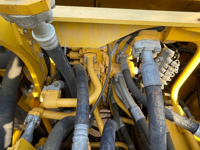 PC350-10 併用配管機 中古建設機械 写真9（株式会社広建機）