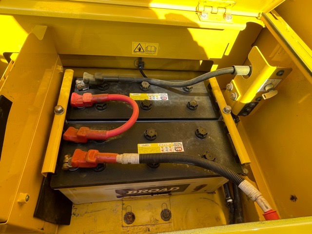 PC350-10 併用配管機 中古建設機械 写真14（株式会社広建機）
