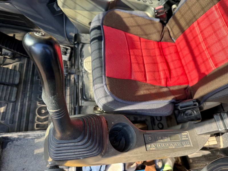 PC210-10 併用配管 中古建設機械 写真14（株式会社広建機）