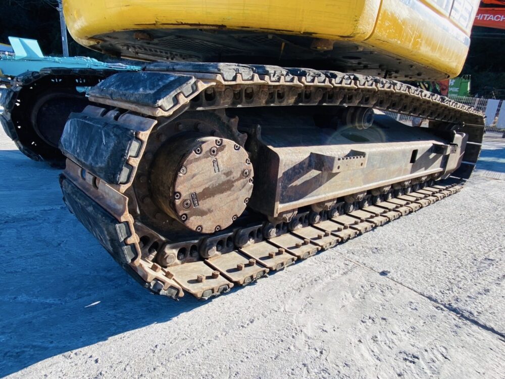 SH135X-6 5本配管仕様機 中古建設機械 写真12（株式会社広建機）