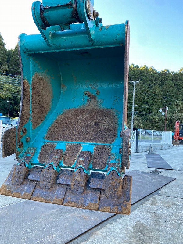 U-30-6  配管付き 中古建設機械 写真6（株式会社広建機）