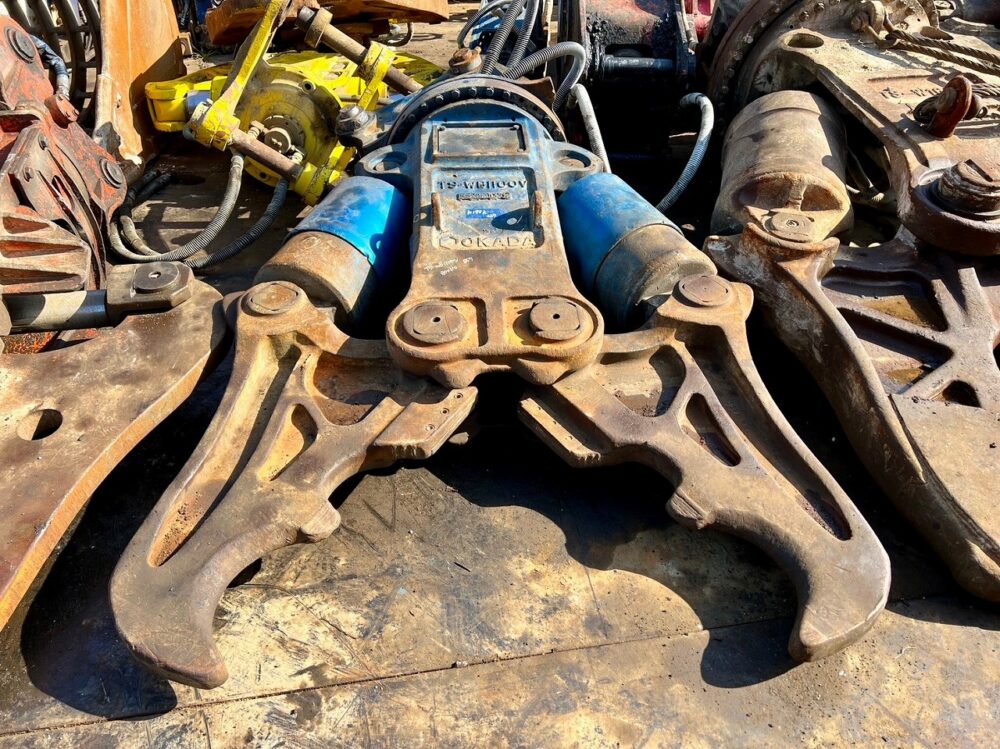 TSWB1100V-F 0.7m3用大割機 中古建設機械 写真1（株式会社広建機）