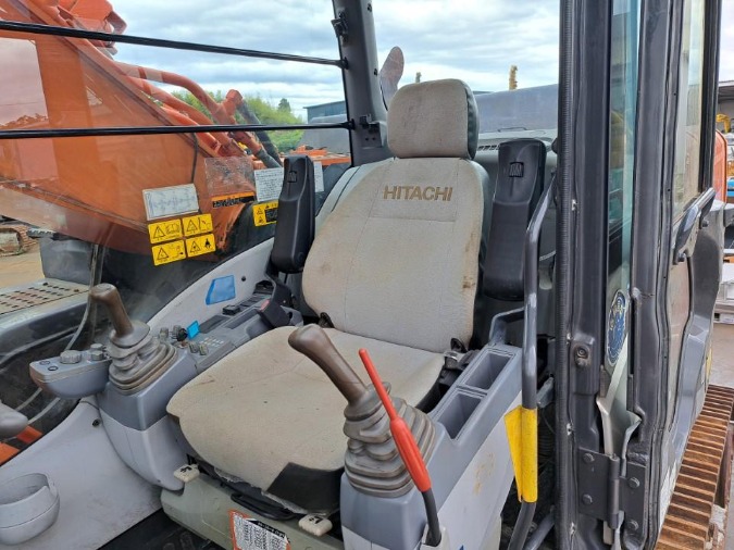 ZX350K-5B 1.2㎥ スタンダード解体仕様 中古建設機械 写真19（株式会社広建機）