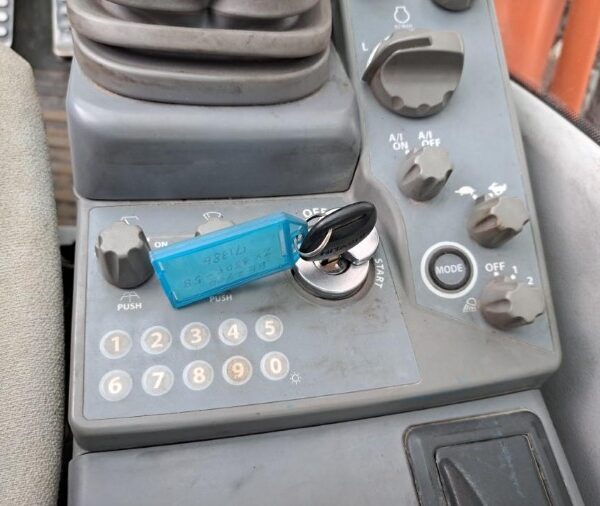 ZX350K-5B 1.2㎥ スタンダード解体仕様 中古建設機械 写真81（株式会社広建機）