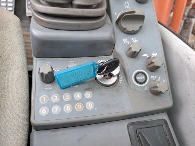 ZX350K-5B 1.2㎥ スタンダード解体仕様 中古建設機械 写真21（株式会社広建機）