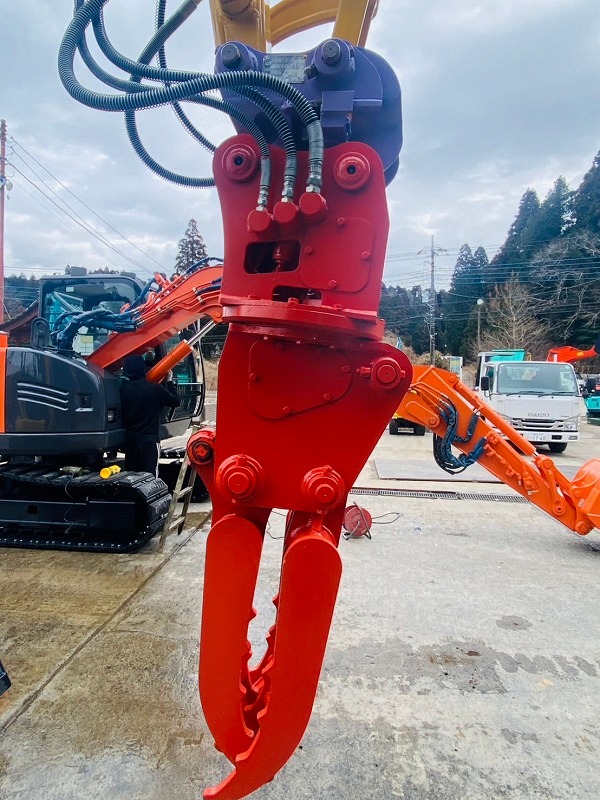 PC35MR-5 ミニモク 高年式ローアワー旋回式フォーク付き 中古建設機械 写真11（株式会社広建機）