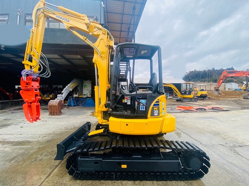 PC35MR-5 ミニモク 高年式ローアワー旋回式フォーク付き 中古建設機械 写真15（株式会社広建機）