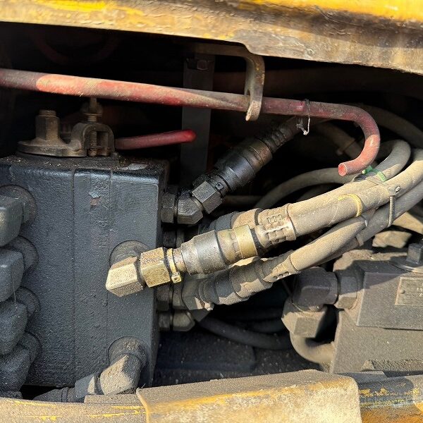 PC30MR-3 配管仕様 中古建設機械 写真88（株式会社広建機）