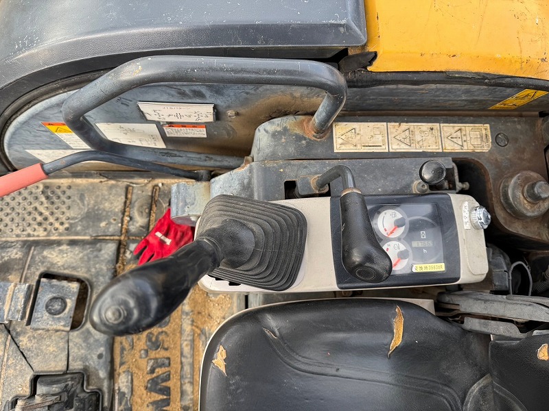 PC30MR-3 配管仕様 中古建設機械 写真30（株式会社広建機）