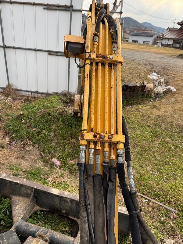 PC30MR-3 配管仕様 中古建設機械 写真10（株式会社広建機）