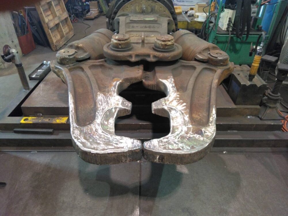 TSW950V-F 0.45&0.7m3class crusher Okada Aiyon 中古建設機械 写真2（株式会社広建機）
