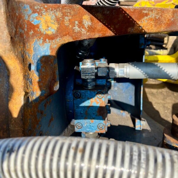 TSWB1100V-F 0.7m3用大割機 中古建設機械 写真16（株式会社広建機）