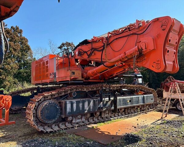 ZX1800K-3 中古 日立建機 2pieceboom Long boom, Monster Boom SEカプラー バケット付き 中古建設機械 写真107（株式会社広建機）