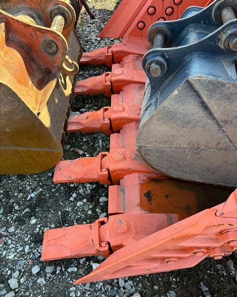 ZX1800K-3 中古 日立建機 2pieceboom Long boom, Monster Boom SEカプラー バケット付き 中古建設機械 写真208（株式会社広建機）