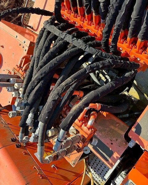 ZX1800K-3 中古 日立建機 2pieceboom Long boom, Monster Boom SEカプラー バケット付き 中古建設機械 写真111（株式会社広建機）