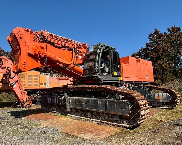ZX1800K-3 中古 日立建機 2pieceboom Long boom, Monster Boom SEカプラー バケット付き 中古建設機械 写真106（株式会社広建機）
