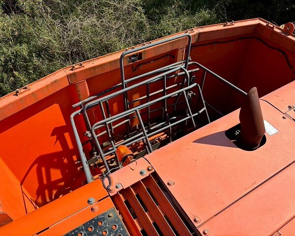ZX1800K-3 中古 日立建機 2pieceboom Long boom, Monster Boom SEカプラー バケット付き 中古建設機械 写真112（株式会社広建機）