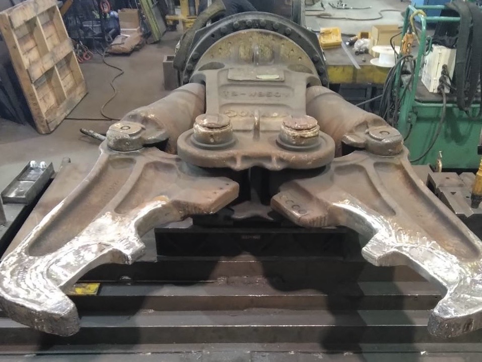TSW950V-F 0.45&0.7m3class crusher Okada Aiyon 中古建設機械 写真5（株式会社広建機）