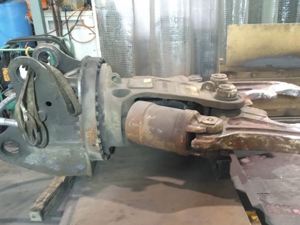 TSW950V-F 0.45&0.7m3class crusher Okada Aiyon 中古建設機械 写真4（株式会社広建機）