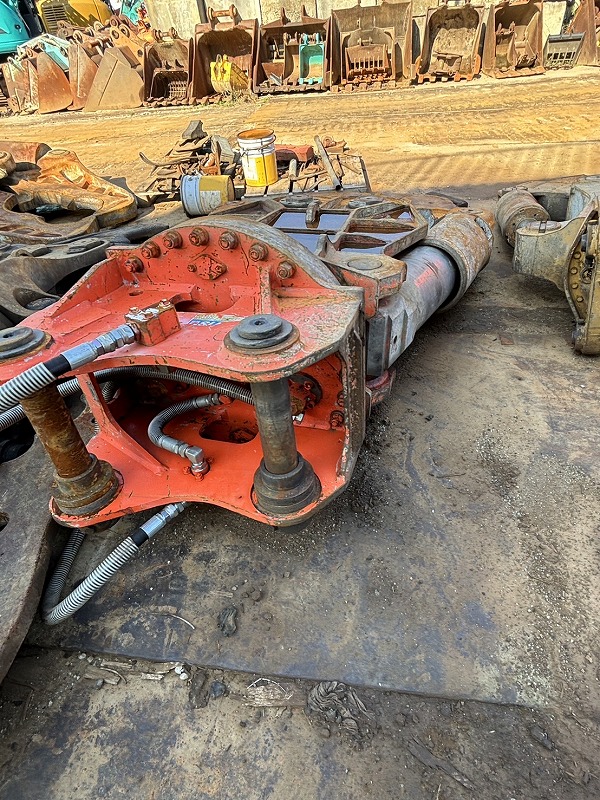 NPK製 SV400 1.2m3用大割機 高年式 中古建設機械 写真4（株式会社広建機）
