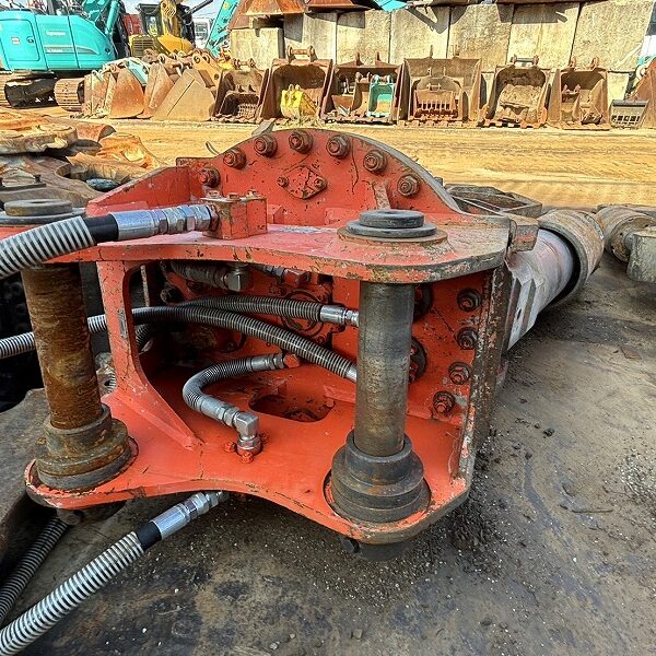 NPK製 SV400 1.2m3用大割機 高年式 中古建設機械 写真12（株式会社広建機）