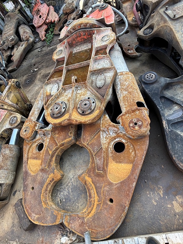 NPK製 SV400 1.2m3用大割機 高年式 中古建設機械 写真1（株式会社広建機）