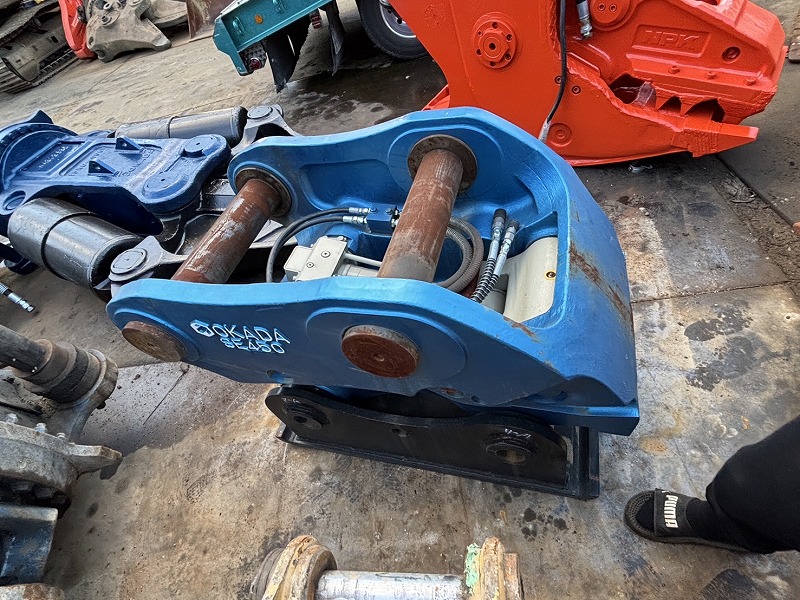 SE450 日立建機1.6m3用 配管配線キット新品 中古建設機械 写真4（株式会社広建機）
