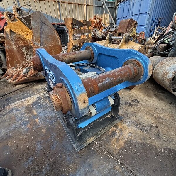 SE450 日立建機1.6m3用 配管配線キット新品 中古建設機械 写真13（株式会社広建機）