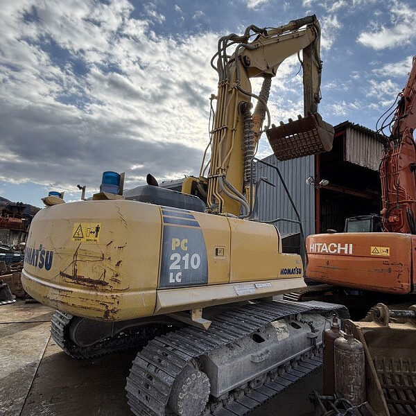 PC210LC-8 2Piece Boom  解体仕様機 中古建設機械 写真17（株式会社広建機）