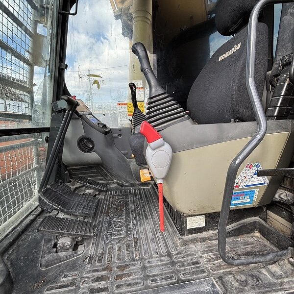 PC210LC-8 2Piece Boom  解体仕様機 中古建設機械 写真25（株式会社広建機）