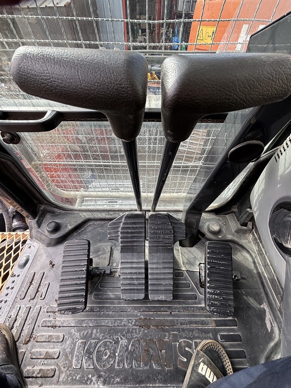 PC210LC-8 2Piece Boom  解体仕様機 中古建設機械 写真13（株式会社広建機）
