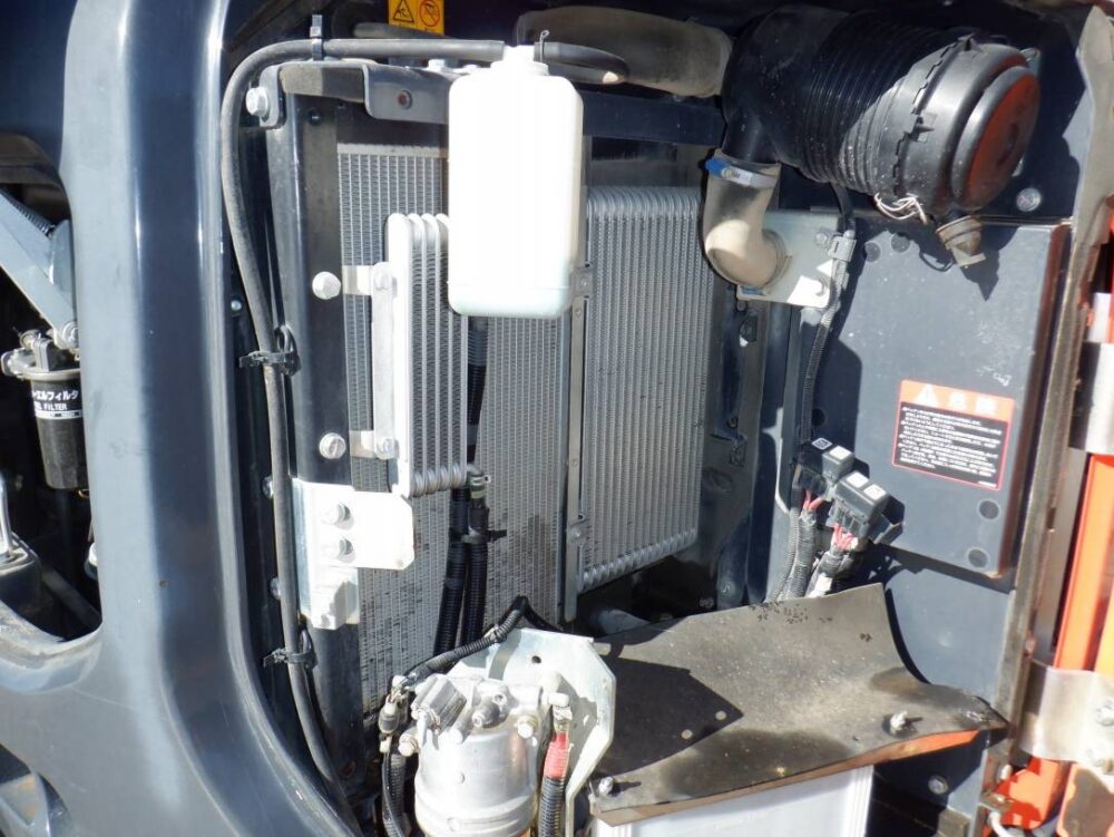 ZX40U-5B 配管、クレーン、マルチ、鉄キャタ　2090hr, 4546hr 2台 中古建設機械 写真10（株式会社広建機）