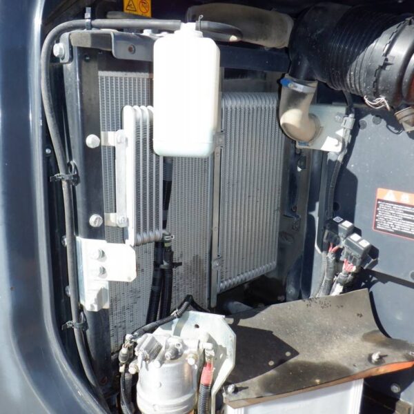 ZX40U-5B 配管、クレーン、マルチ、鉄キャタ　2090hr, 4546hr 2台 中古建設機械 写真22（株式会社広建機）