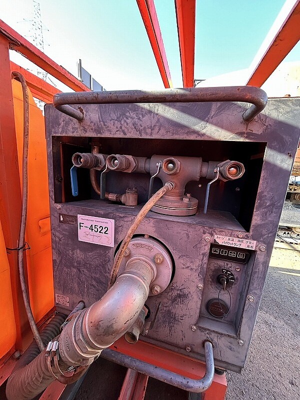 スーパー工業散水機3m3ローリータンク付 日立建機製 中古建設機械 写真1（株式会社広建機）