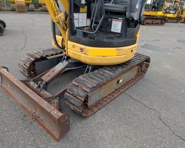 PC30UU-5 オフセットブーム クレーン仕様 中古建設機械 写真23（株式会社広建機）