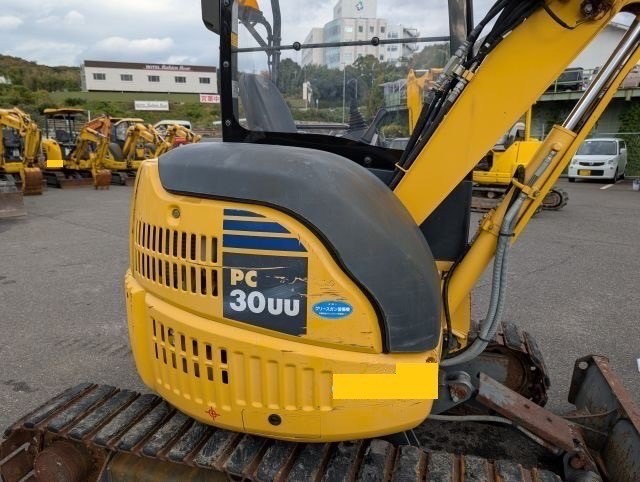 PC30UU-5 オフセットブーム クレーン仕様 中古建設機械 写真9（株式会社広建機）