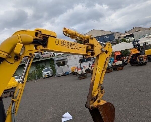PC30UU-5 オフセットブーム クレーン仕様 中古建設機械 写真19（株式会社広建機）