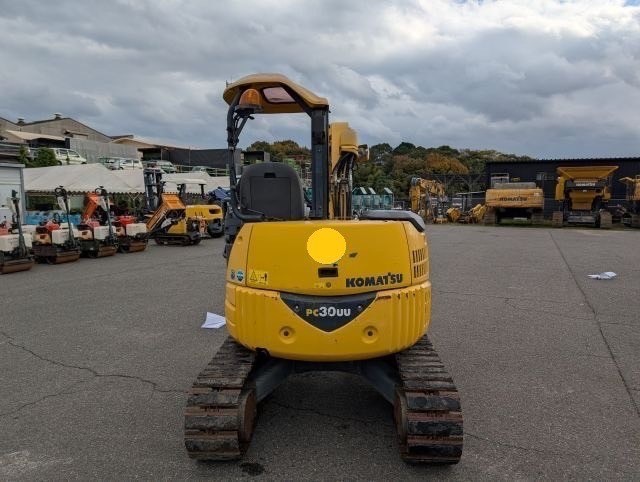 PC30UU-5 オフセットブーム クレーン仕様 中古建設機械 写真5（株式会社広建機）